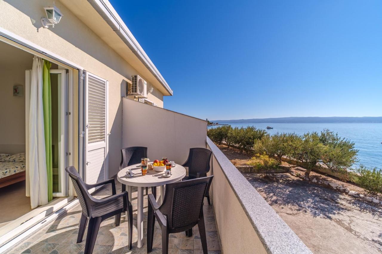 Beach Paradise Apartments Podstrana Luaran gambar
