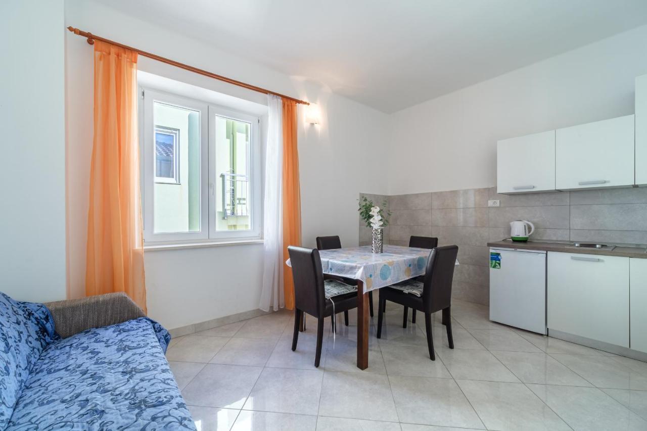 Beach Paradise Apartments Podstrana Luaran gambar